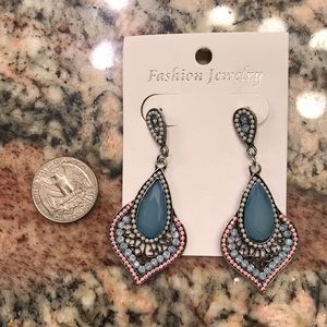 Drop earrings